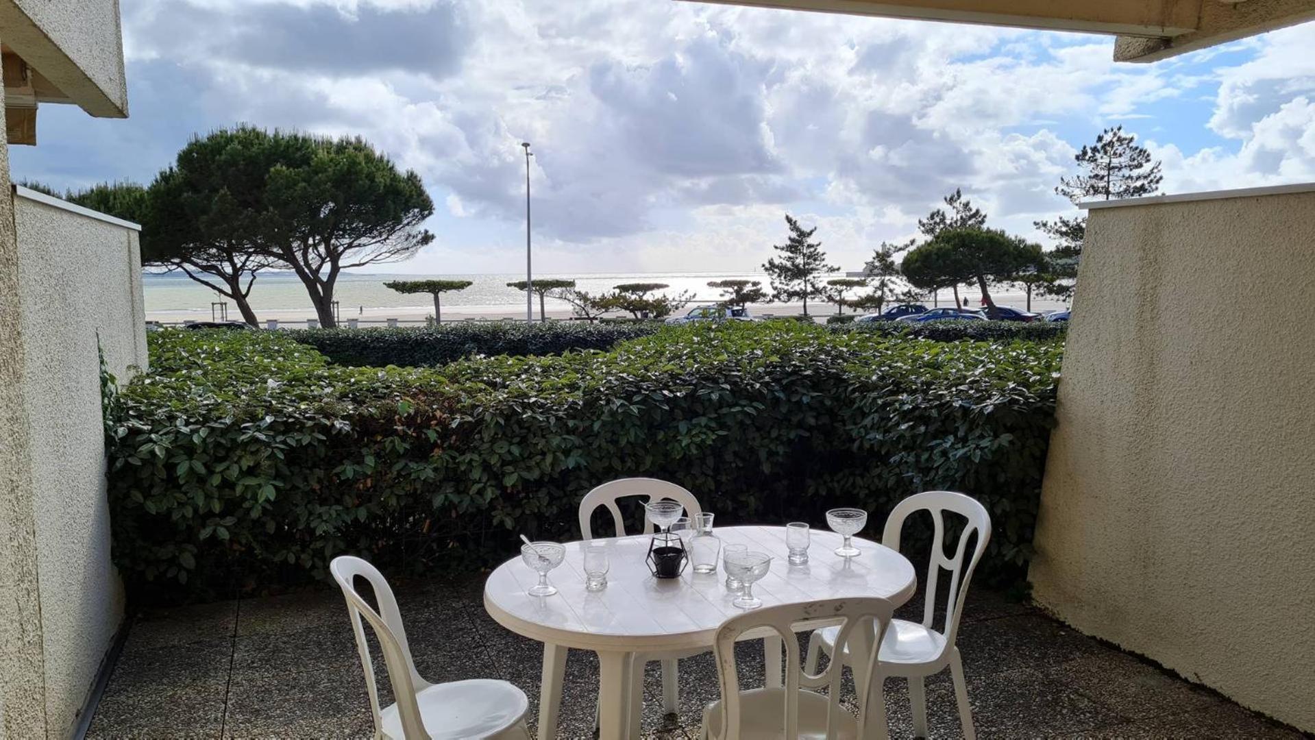 Saint Georges De Didonne - Vue Mer Pour Ce Studio Cosy En Rez-De-Chaussee Eksteriør bilde